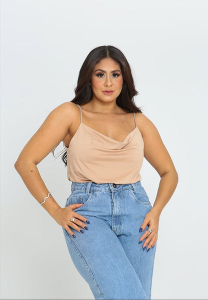 Top de tirantes Cami